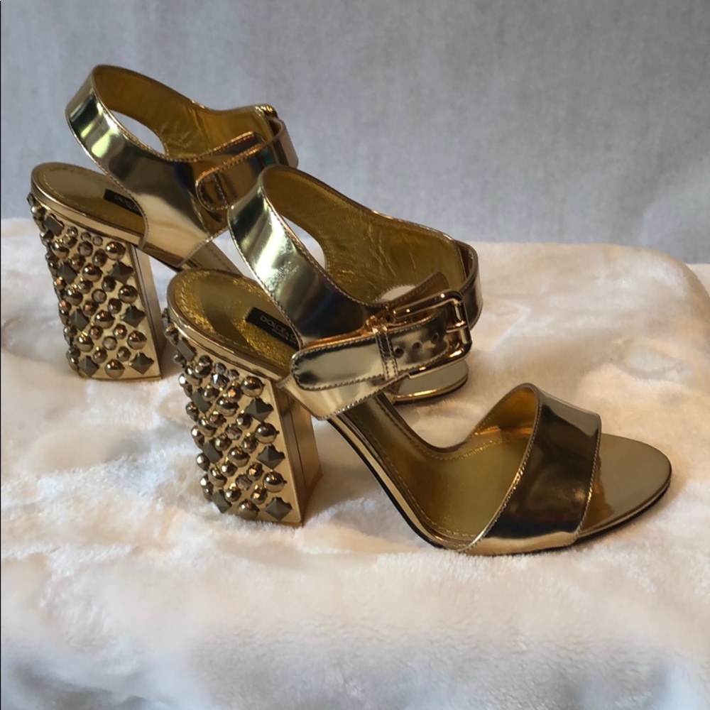 Dolce & Gabanna 37.5 - Gold Platform Sandals